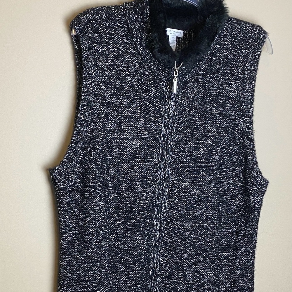 Charter Club Black and‎ White Textured Vest